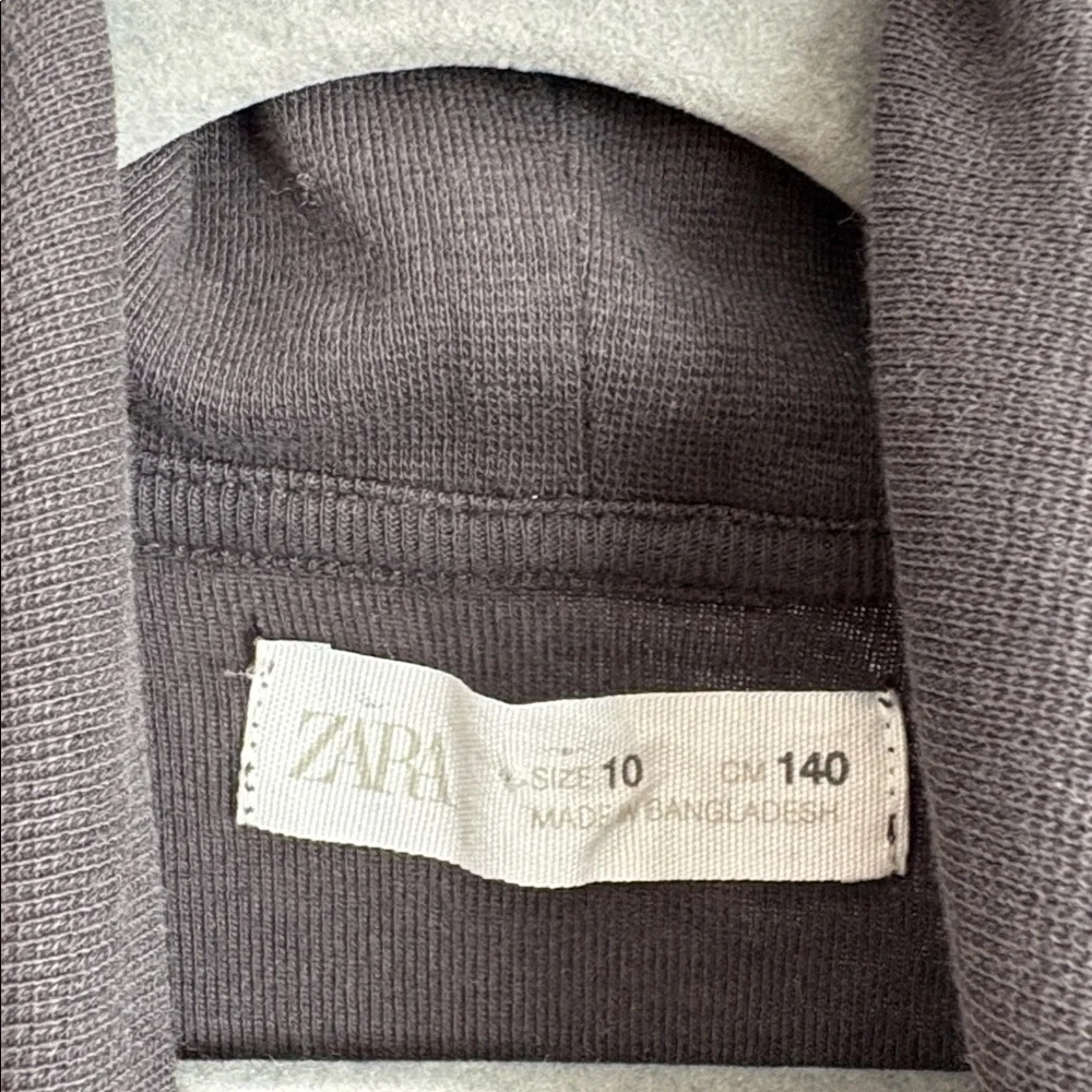 Zara kids size 10 black cotton turtleneck long sleeve shirt